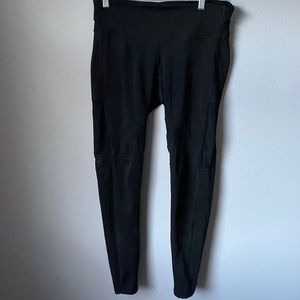 Black Leggings with Mesh Detail on Knees